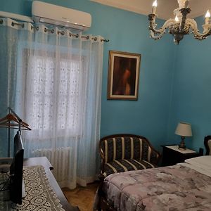Uitgebreide Kamer met een King Size Bed